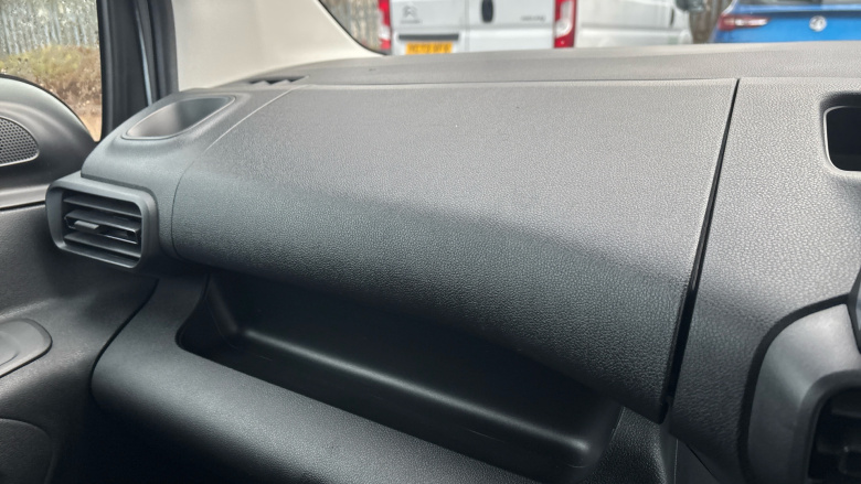 Vauxhall Combo Life 1.2 Turbo 130 Elite 5dr Auto Petrol Estate